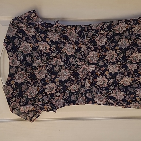 LIKE NEW Altar'd State Floral Print High Low Floral Short Sleeved Dress - Picture 12 of 12
